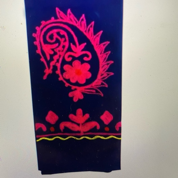 Rabari Hand Towel handcrafted in India - Picture 3 of 4